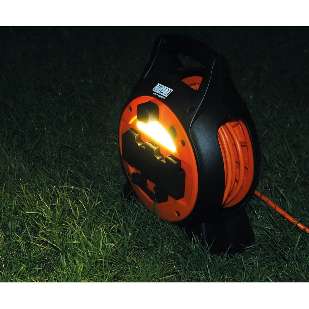 Maypole 15M Roller Mobile Mains Power Unit With LED Light 2 Maypole 15M Roller Mobile Mains Power Unit With LED Light - Image 2